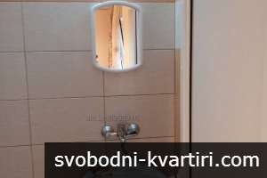 Самостоятелна стая с баня и тоалетна във Велико Търново