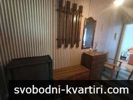 Даваме под наем тристаен апартамент в Каменица 1 Даваме под наем тристаен апартамент в Каменица 1