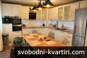 Център тристаен апартамент обзаведен #1780554984