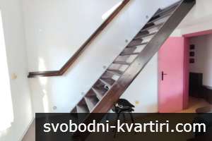 Двустаен - Мезонет, до Парк Център.
