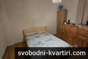 Самостоятелна къща в кючук париж с паркомясто