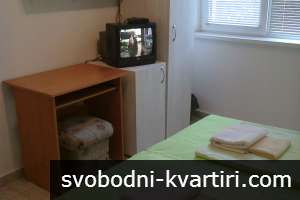 Студио в кв. Левски, ТУ, б-ца Св. Марина, своб. паркиране