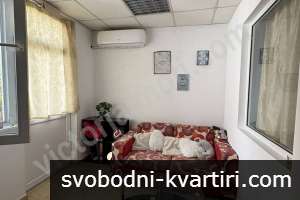 Студио под наем в центъра Студио под наем в центъра