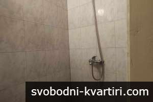 Давам под наем четиристаен апартамент в гр.Пловдив