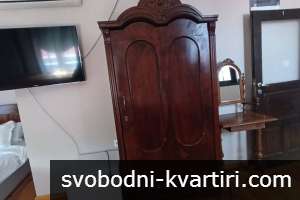 Даваме под наем самостоятелна къща в Стария град на Пловдив Даваме под наем самостоятелна къща в Стария град на Пловдив