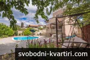 Villa Perla with Private Pool & Stunning Panoramic Views