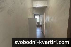 Отдавам под наем тристаен апартамент в кв.Въстанически