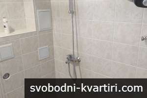 Тристаен до парк Дружба