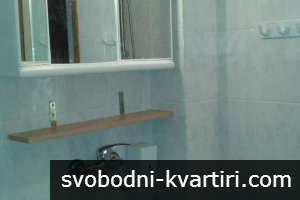 Център тристаен апартамент обзаведен #1754046369