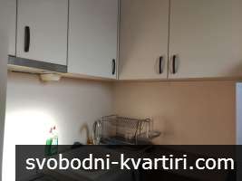 Давам под наем луксозно обзаведена боксониера- в ж-к ТРАКИЯ до Форума на 3етаж-250евро