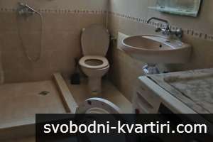 Даваме под наем тристаен апартамент в Кючук Париж