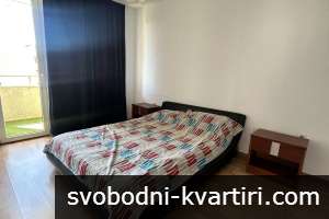 Просторен тристаен в кв. Акация