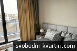 Луксозно обзаведен тристаен апартамент в Смирненски