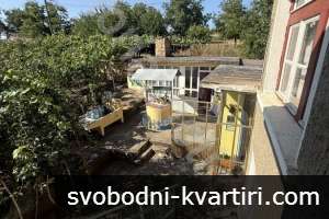 Къща в село Куцина Къща в село Куцина
