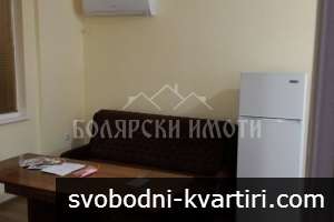 Двустаен апартамент до Полицията