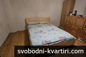 Самостоятелна къща в кючук париж с паркомясто