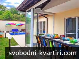 Villa Regina Bella – Луксозна морска вила с басейн