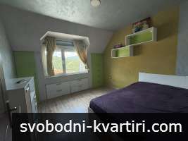 Тристаен апартамент в кв. Баларбаши