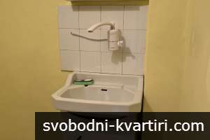 Тристаен с красива гледка