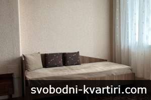 Тристаен с красива гледка