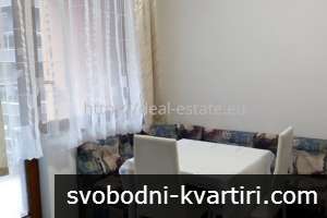 Предлагаме под наем уютен и функционален едностаен апартамент в широкия център на града