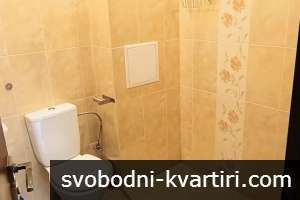 Свободен - 2 бани, 3 тоалетни Свободен - 2 бани, 3 тоалетни
