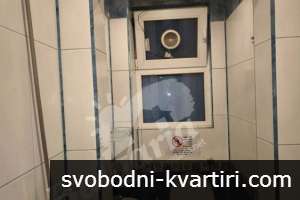 Тристаен апартамент с гледка към крепостта "Царевец" Тристаен апартамент с гледка към крепостта "Царевец"