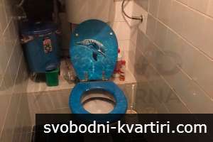 Дава се под наем четиристаен апартамент в Спортна Зала!