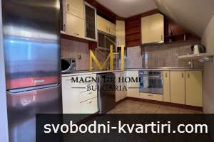 Магнетичен тристаен апартамент до х-л България в супер центъра на Бургас