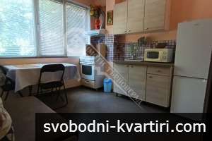 Тристаен апартамент под наем в близост до Пети корпус Тристаен апартамент под наем в близост до Пети корпус