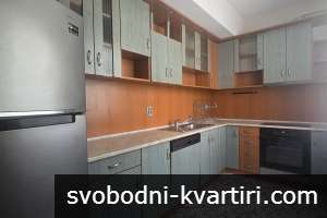Газифициран тристаен център с паркомясто Газифициран тристаен център с паркомясто
