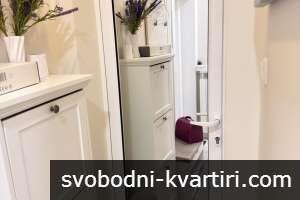 Луксозен Апартамент с три спални в Топ център Луксозен Апартамент с три спални в Топ център