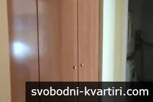 Давам под наем 4-стаен напълно обзаведен в Центъра