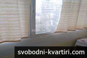 Четиристаен апартамент в Широк Център