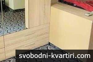 Център тристаен апартамент обзаведен #1782373526