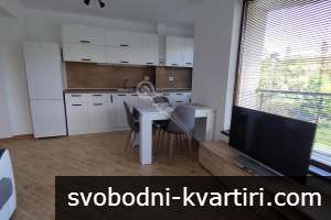 Тристаен апартамент с гараж до парк Дружба