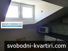 Обзаведено таванско студио, климатик - Център, новата поща Обзаведено таванско студио, климатик - Център, новата поща
