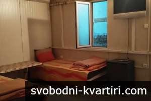 Дава под наем стая с самостоятелен сан възел С ползване на обща кухня,