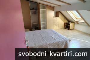 Двустаен - Мезонет, до Парк Център.