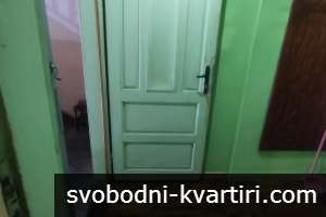 Даваме под наем двустаен апартамент в кв. Кючук Париж Даваме под наем двустаен апартамент в кв. Кючук Париж