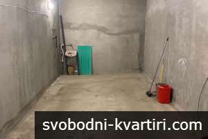 Дава под наем Гараж