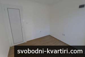 Давам под наем търговско помещение в Каменица 1