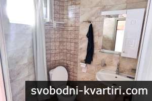 Център тристаен апартамент обзаведен #1750142898