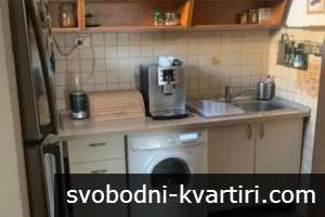 Тристаен апартамент в Младежки хълм