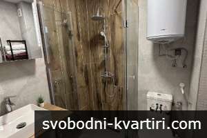Дава се под наем двустаен апартамент в Св. Св. Константин и Елена!
