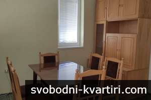 Давам под наем четиристаен апартамент в Тракия
