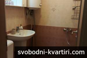 Тристаен апартамент под наем в Идеален център Тристаен апартамент под наем в Идеален център