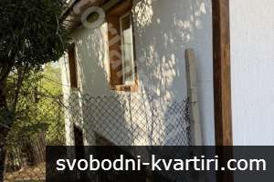 Тухлена къща в с. Длъжка Поляна Тухлена къща в с. Длъжка Поляна