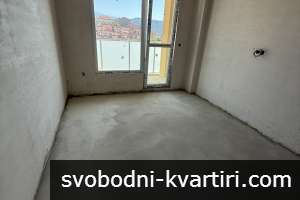 Капитал Инвест продава тристаен Ап-т в сграда с Акт 16 и Гараж от 18 кв.м. Капитал Инвест продава тристаен Ап-т в сграда с Акт 16 и Гараж от 18 кв.м.