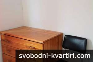 Даваме под наем двустаен апартамент в кв. Кючук Париж